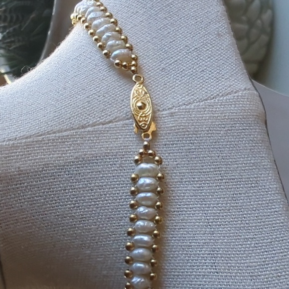 Pearl Necklace, Bracelet and Earring Set - Picture 5 of 13